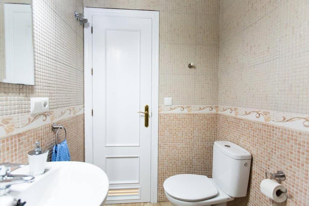 Appartamento Cheap & Chic In The Center Of Siviglia